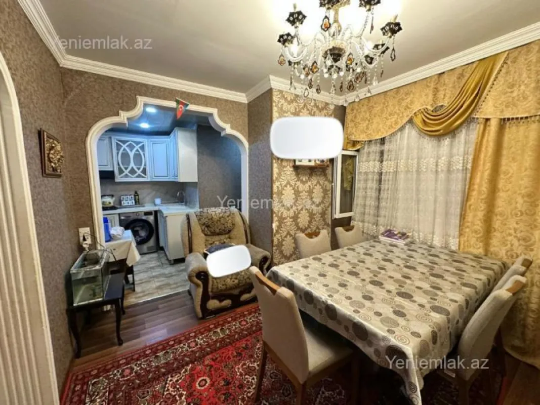 Satılır 4 otaqlı köhnə tikili 120 m²