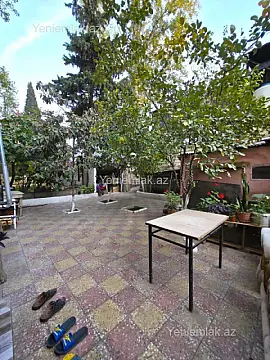 Satılır 6 otaqlı köhnə tikili 132 m²