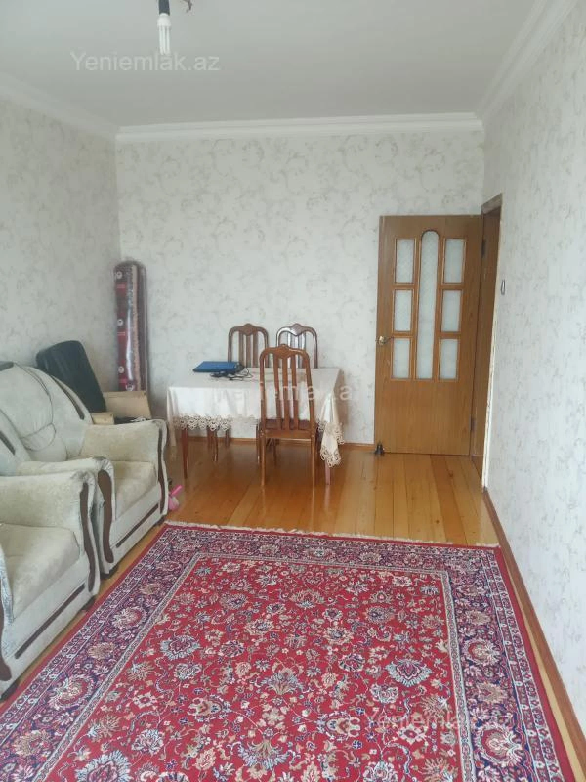 Satılır 4 otaqlı köhnə tikili 100 m²