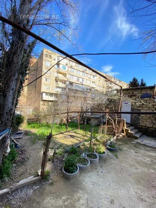 Satılır 1 otaqlı həyət evi 30 m²