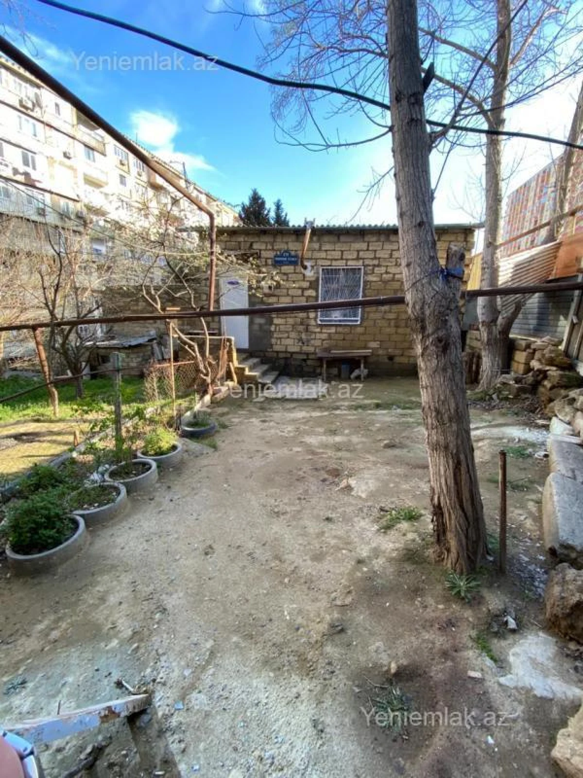 Satılır 1 otaqlı həyət evi 30 m²
