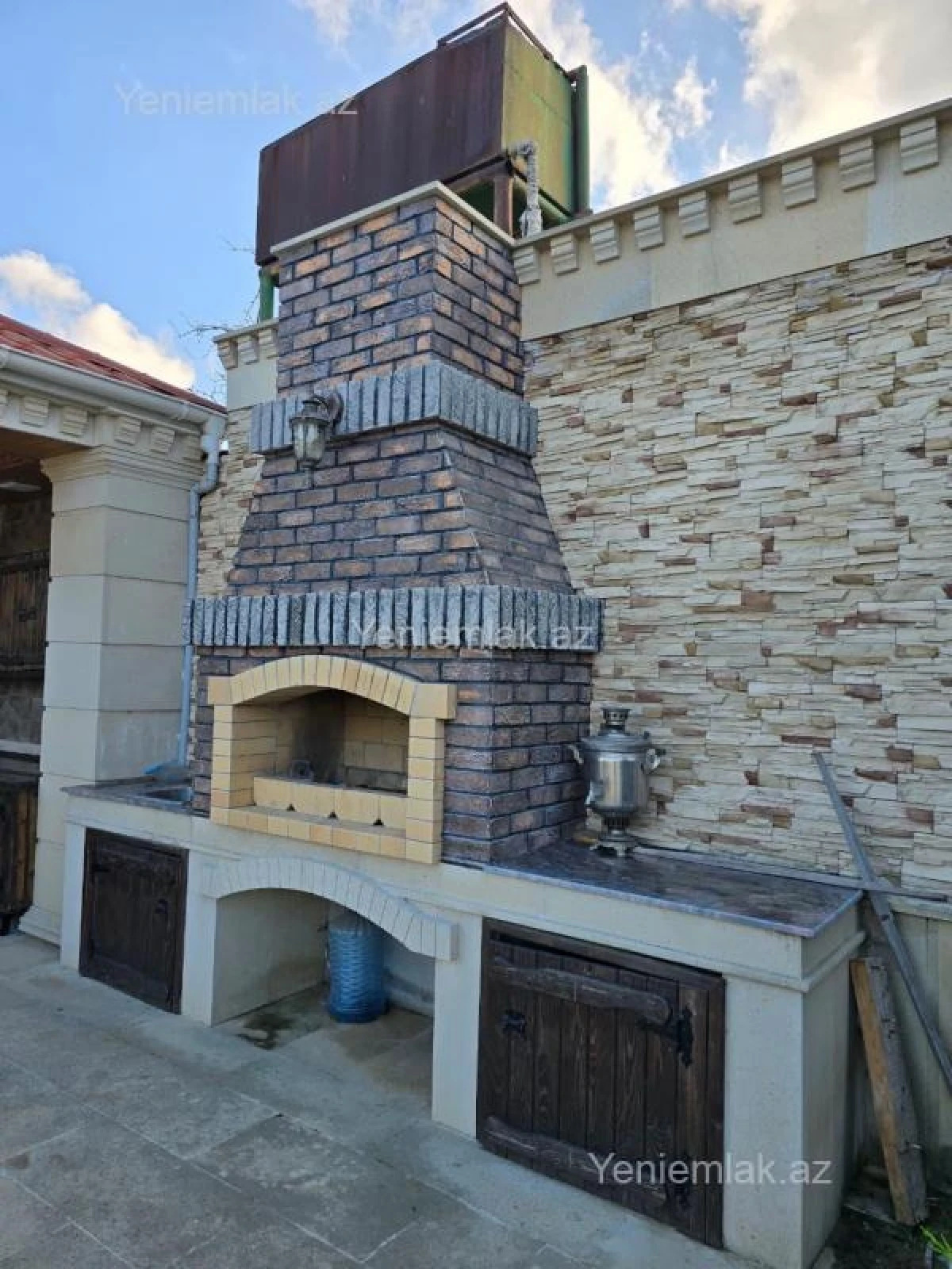 Satılır 4 otaqlı həyət evi 150 m²