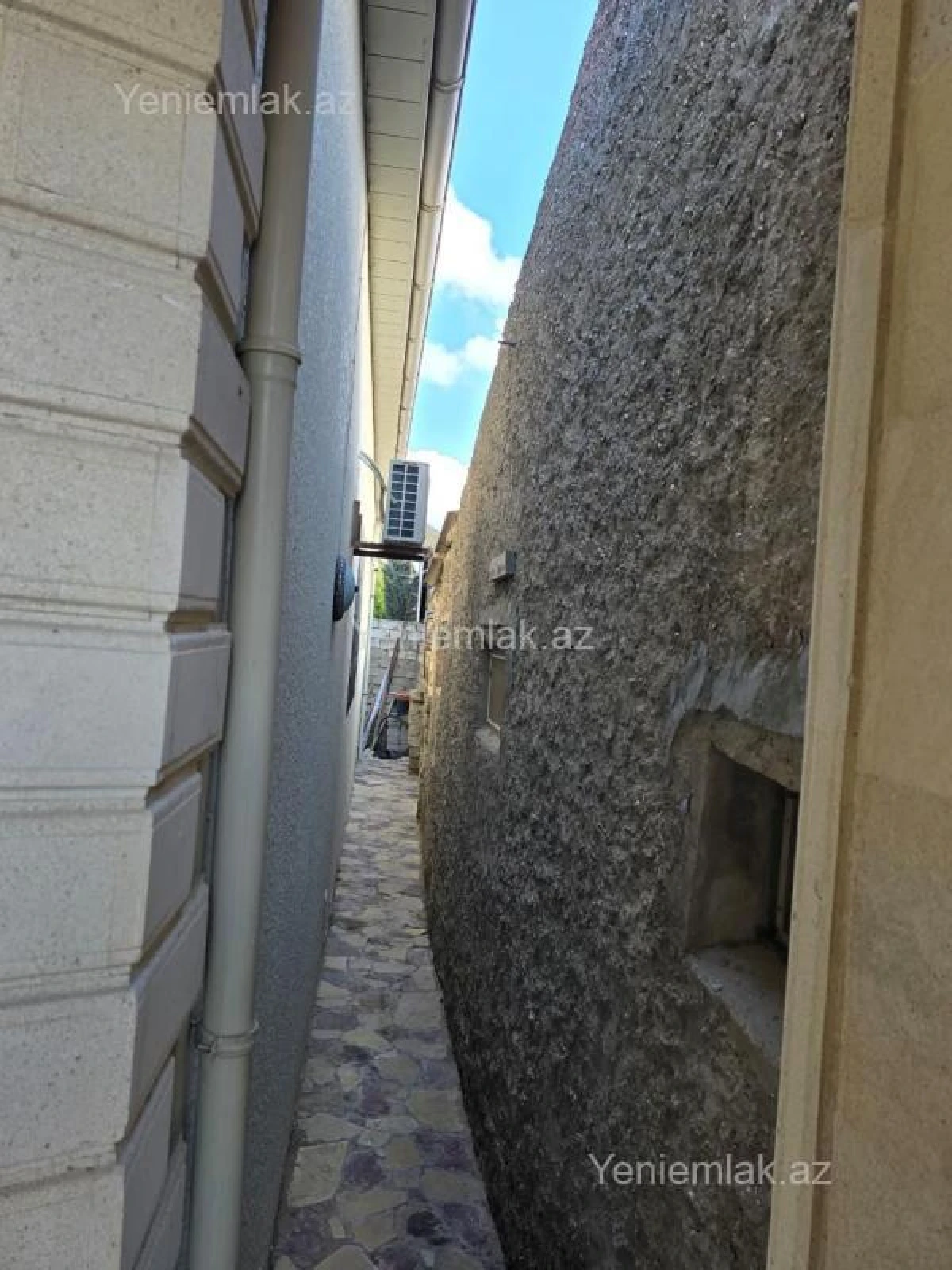 Satılır 4 otaqlı həyət evi 150 m²