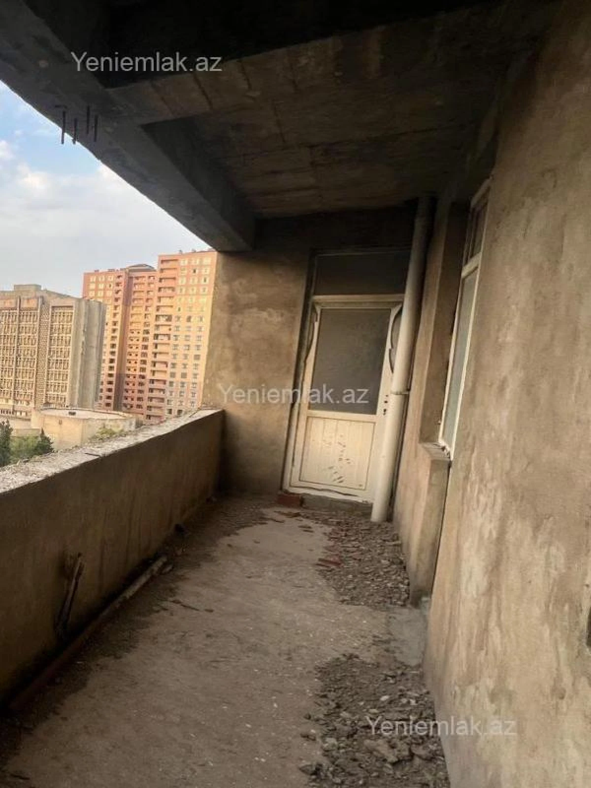 Satılır 4 otaqlı yeni tikili 185 m²
