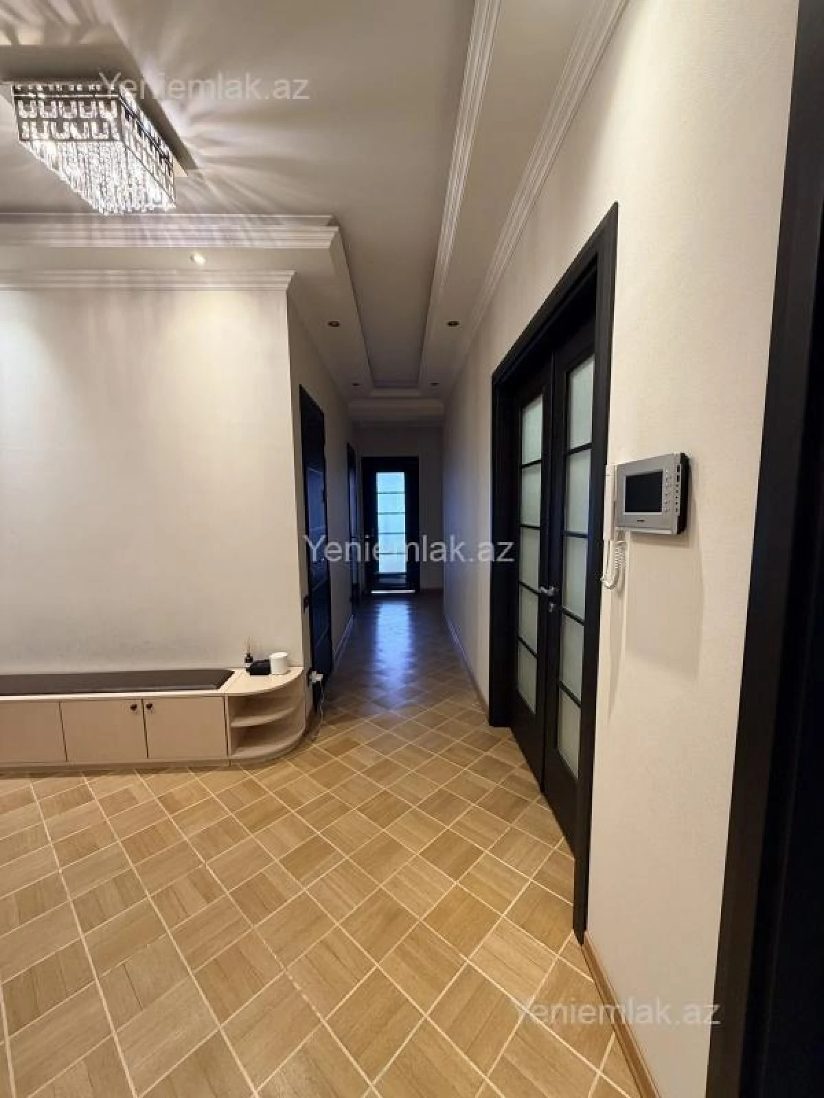 Satılır 4 otaqlı yeni tikili 147 m²