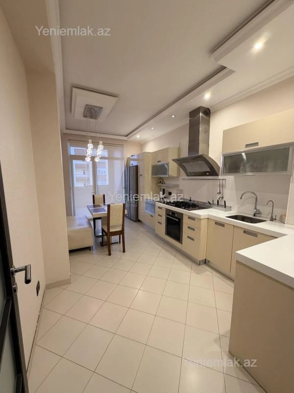 Satılır 4 otaqlı yeni tikili 147 m²