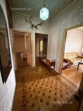 Satılır 5 otaqlı köhnə tikili 110 m²