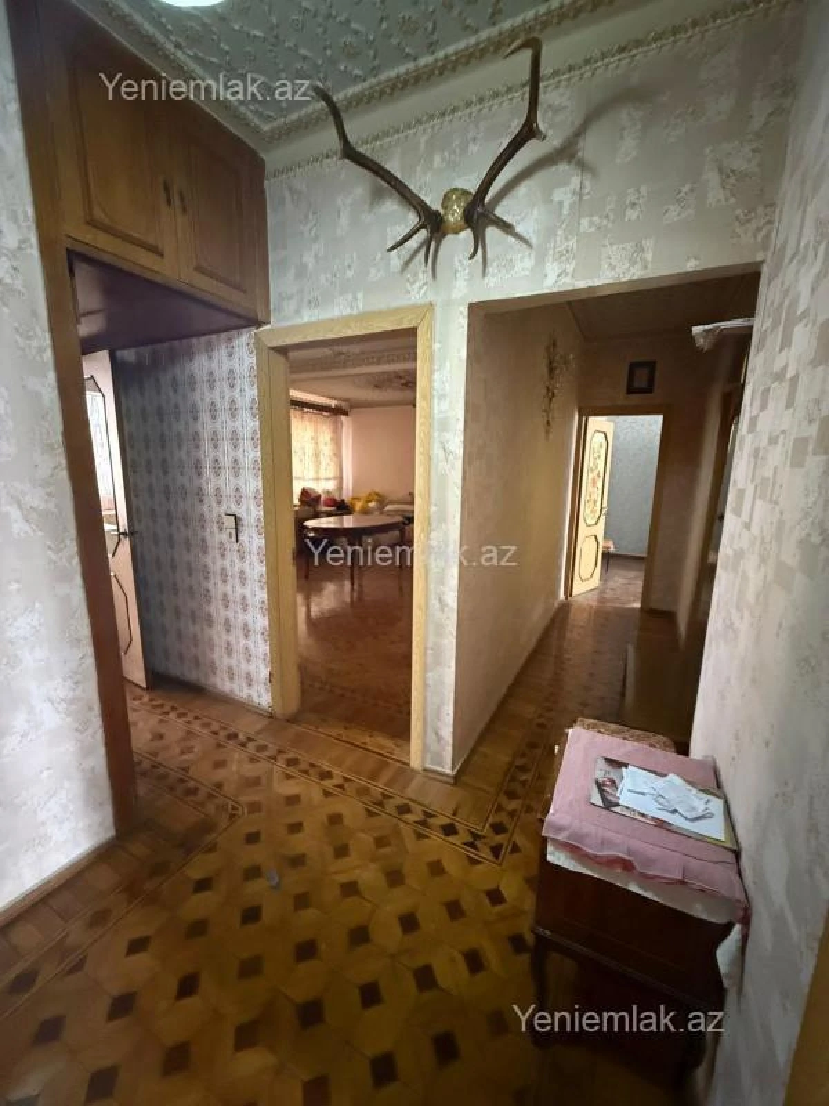 Satılır 5 otaqlı köhnə tikili 110 m²