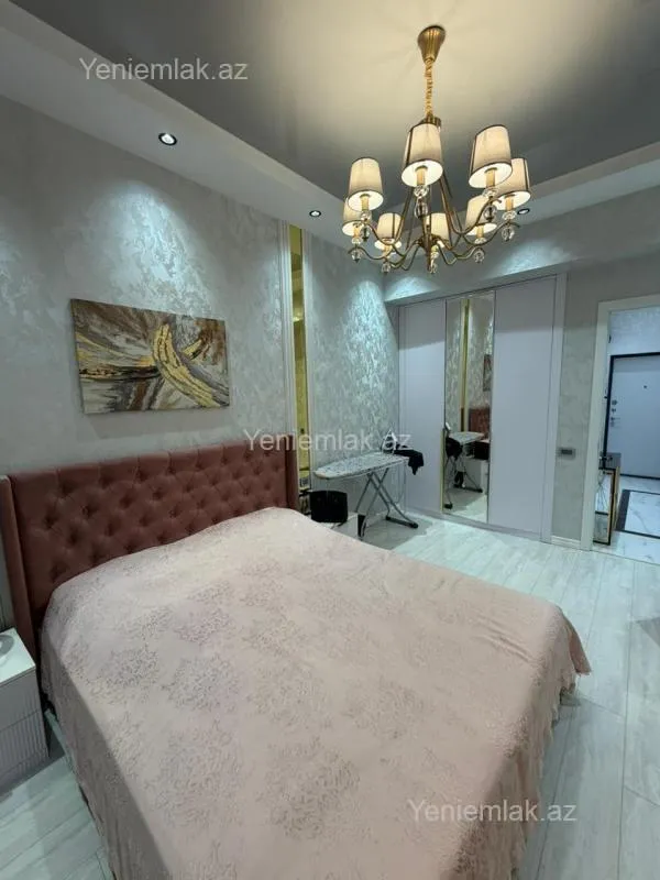 Satılır 3 otaqlı yeni tikili 75 m²