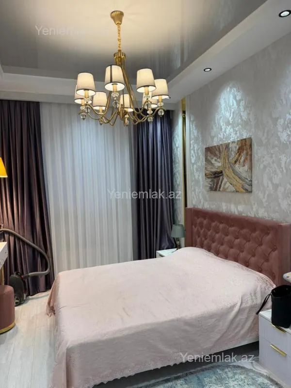 Satılır 3 otaqlı yeni tikili 75 m²