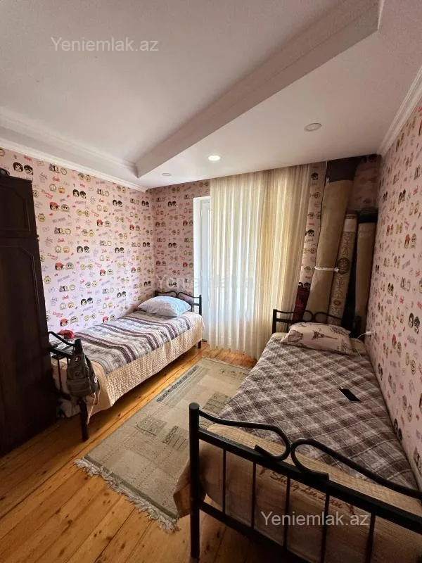 Satılır 3 otaqlı köhnə tikili 78 m²
