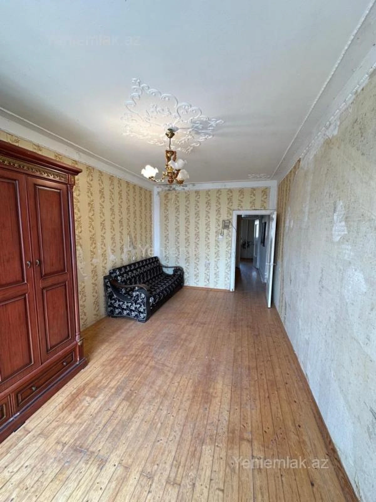 Satılır 1 otaqlı köhnə tikili 41 m²