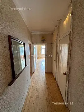Satılır 1 otaqlı köhnə tikili 41 m²