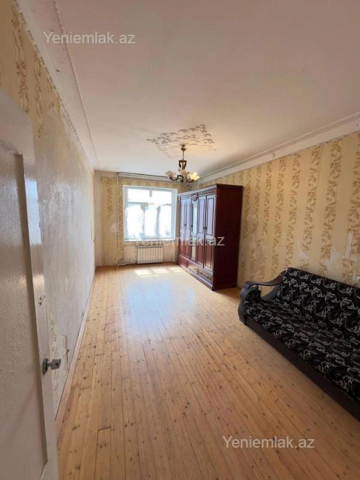 Satılır 1 otaqlı köhnə tikili 41 m²