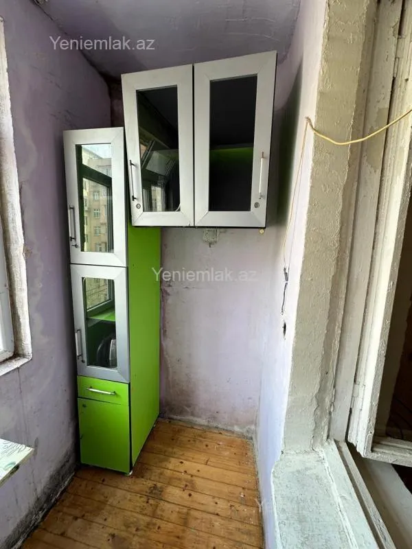 Satılır 1 otaqlı köhnə tikili 41 m²