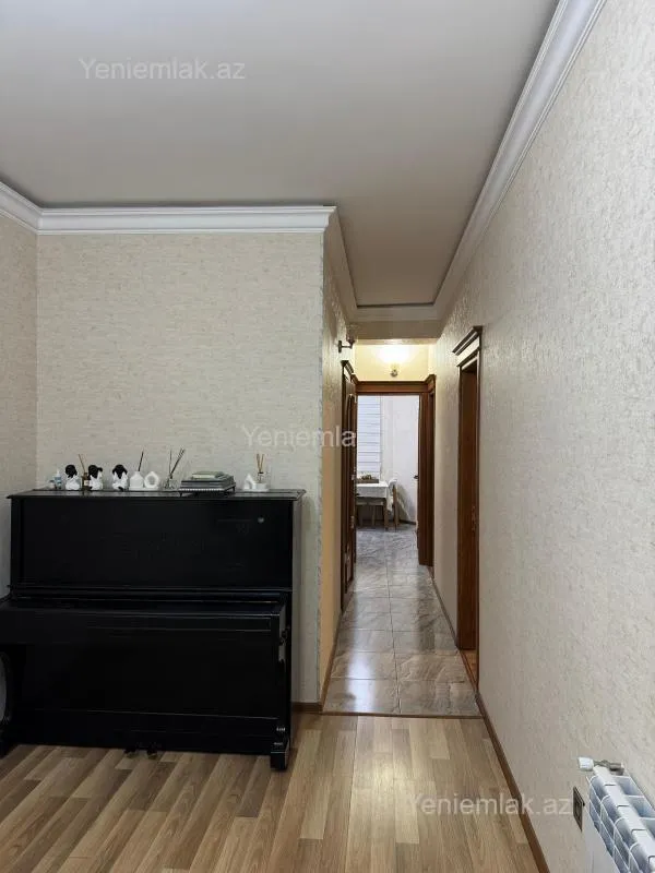 Satılır 3 otaqlı yeni tikili 120 m²