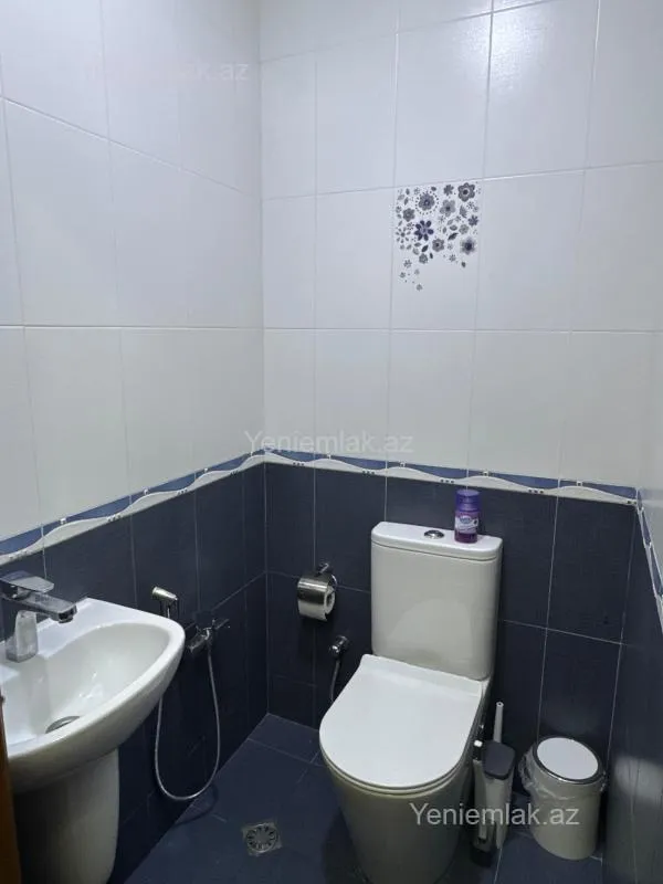 Satılır 3 otaqlı yeni tikili 120 m²