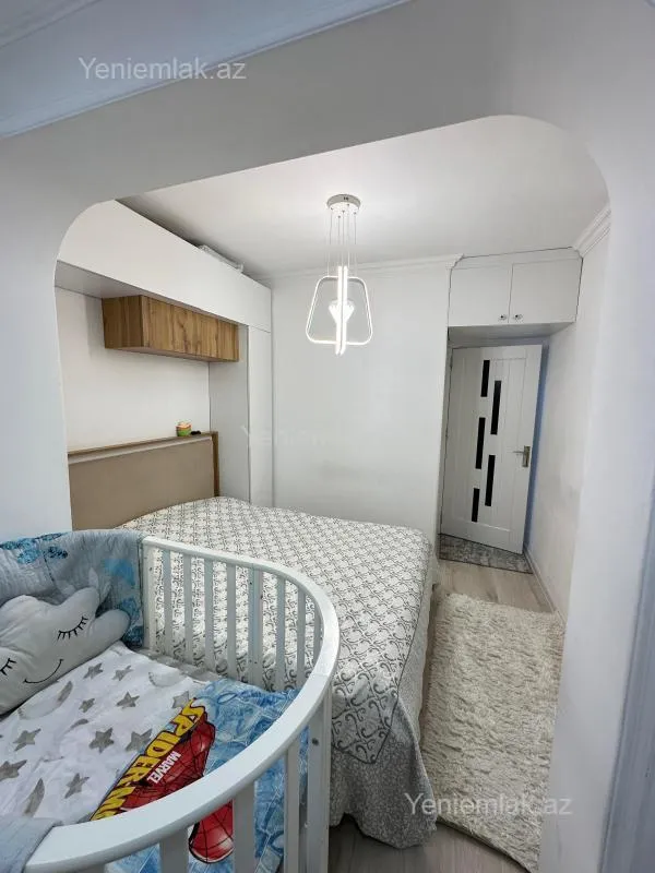 Satılır 2 otaqlı köhnə tikili 40 m²
