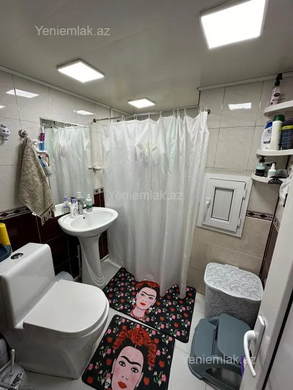 Satılır 2 otaqlı köhnə tikili 40 m²