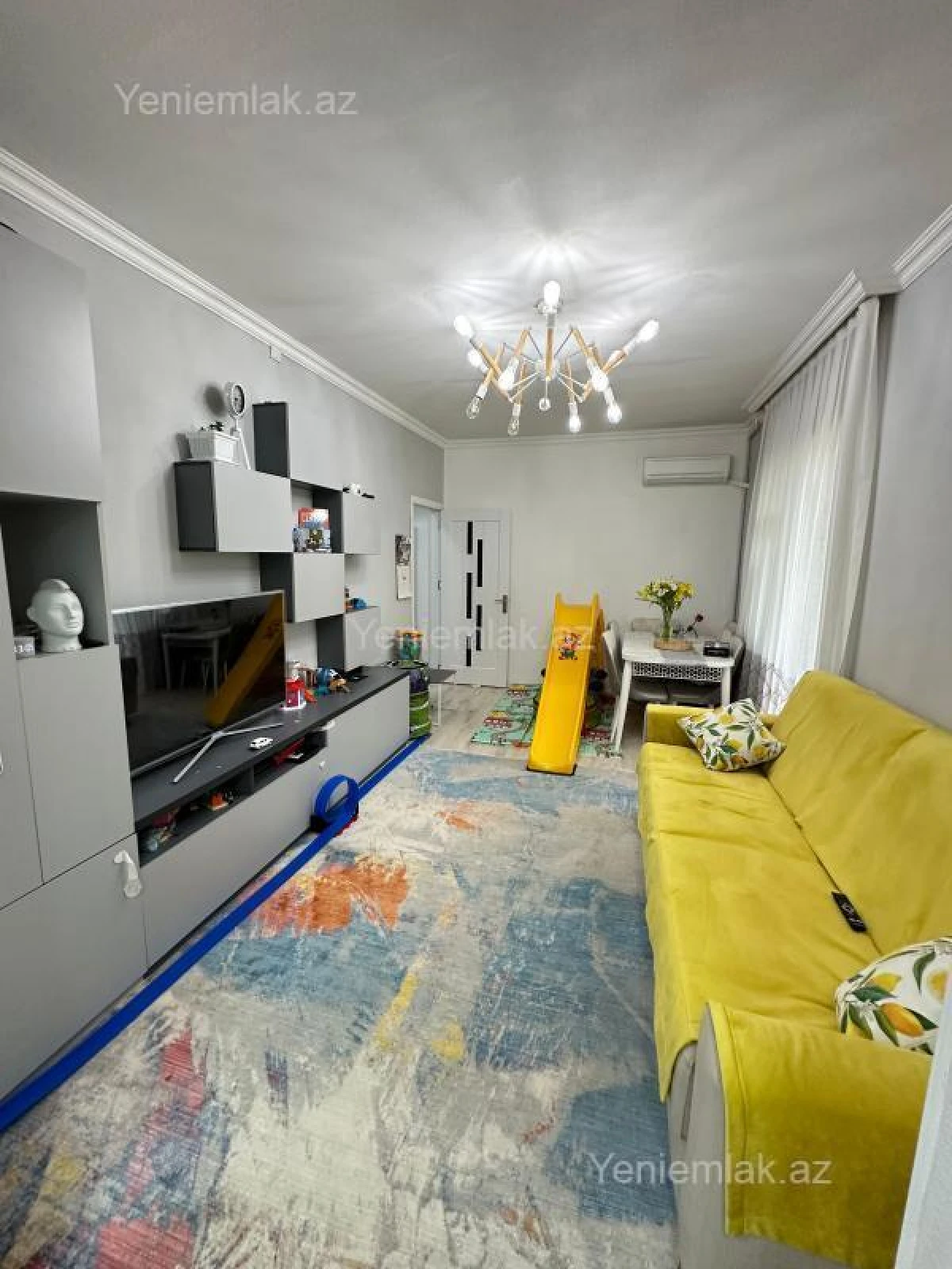 Satılır 2 otaqlı köhnə tikili 40 m²