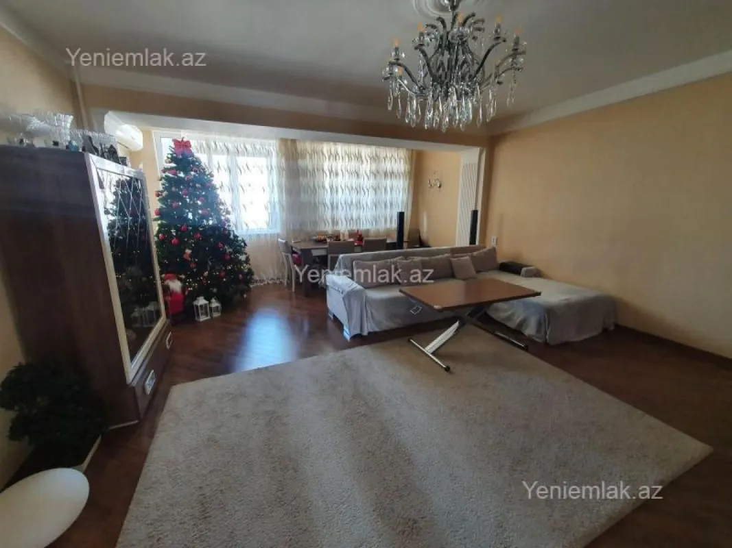 Satılır 3 otaqlı köhnə tikili 96 m²