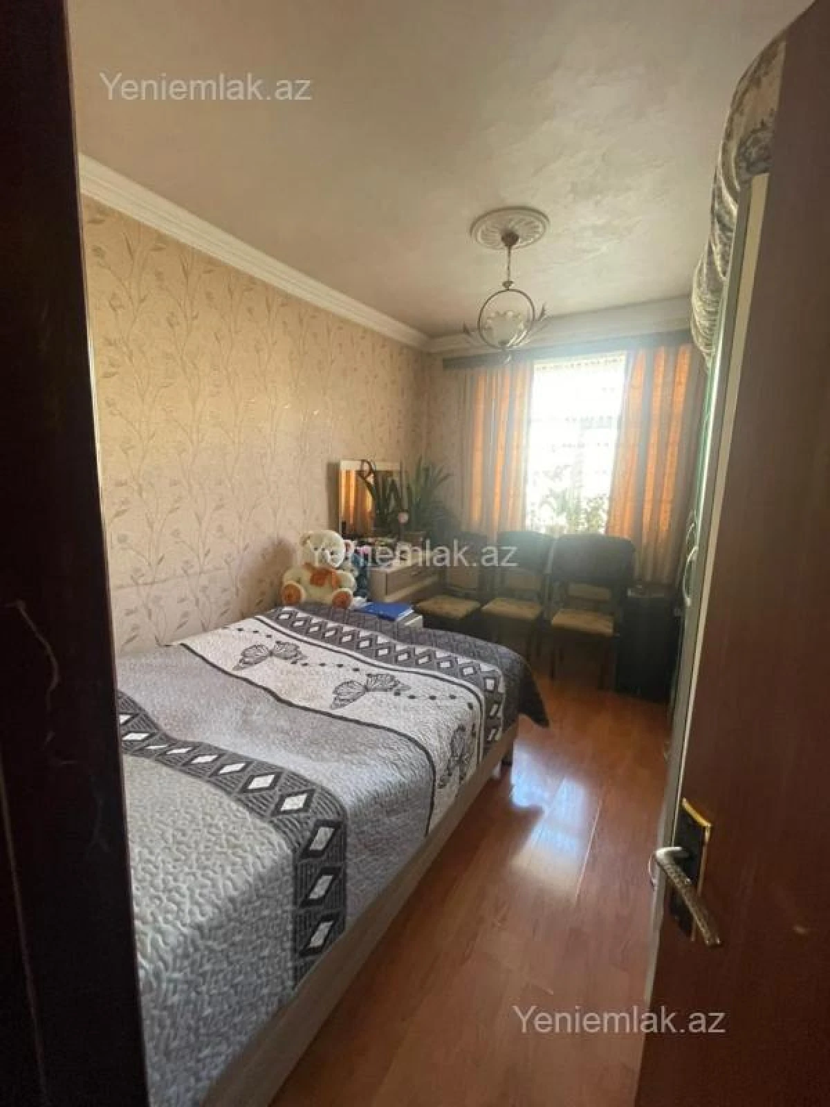 Satılır 3 otaqlı köhnə tikili 80 m²