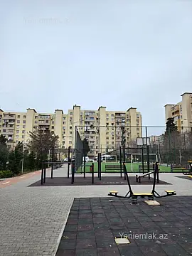 Satılır 3 otaqlı köhnə tikili 80 m²