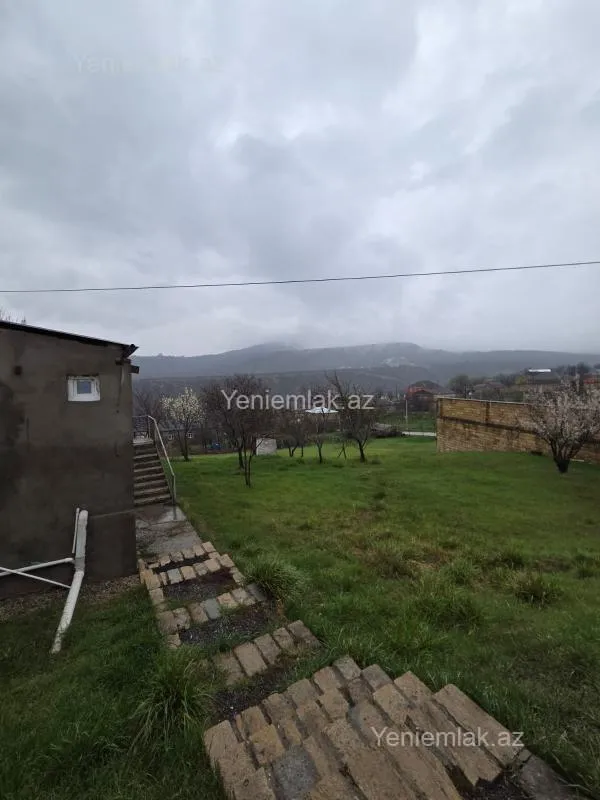 Satılır 3 otaqlı həyət evi 120 m²