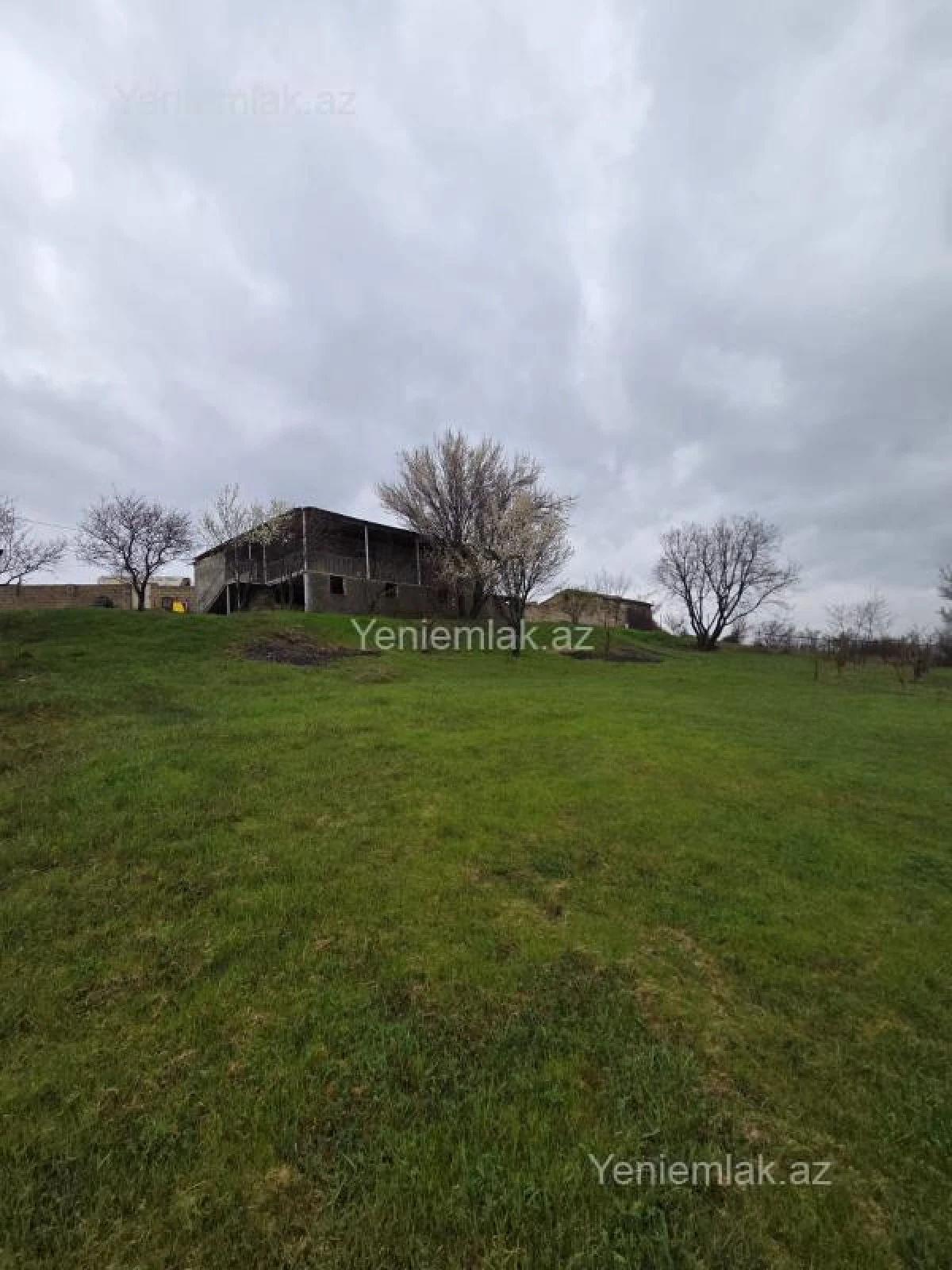 Satılır 3 otaqlı həyət evi 120 m²