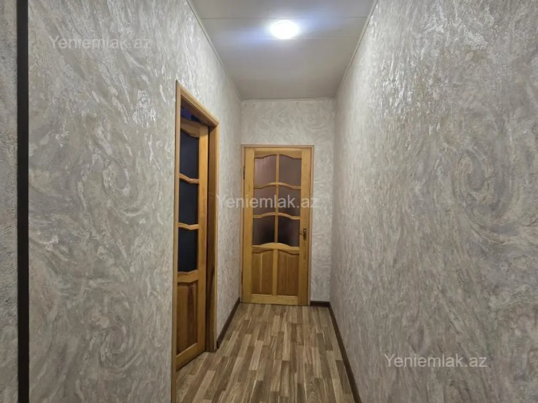 Satılır 4 otaqlı köhnə tikili 90 m²