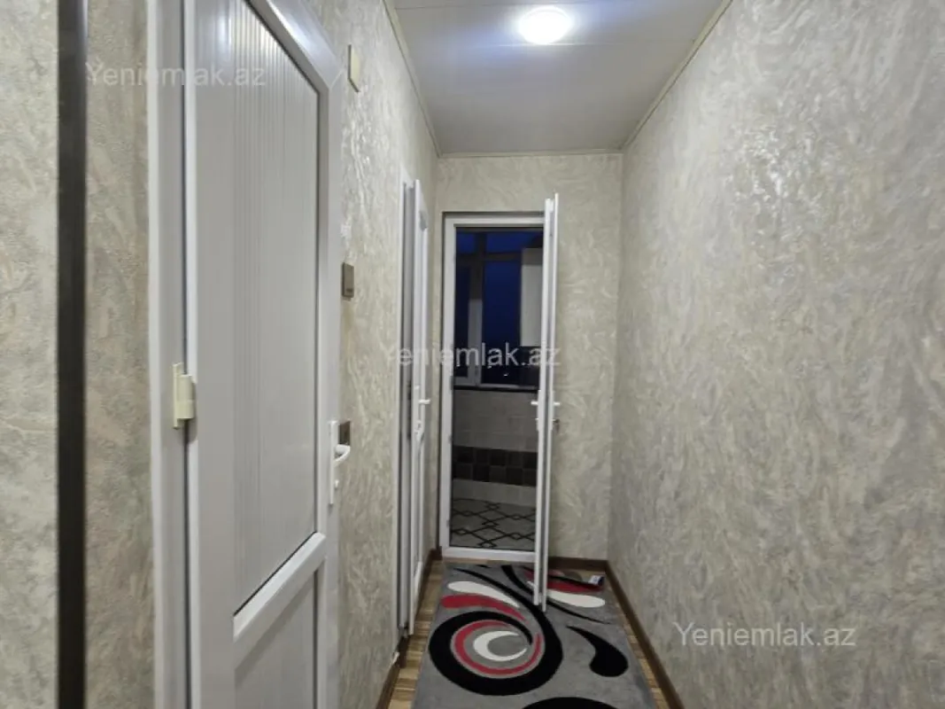 Satılır 4 otaqlı köhnə tikili 90 m²