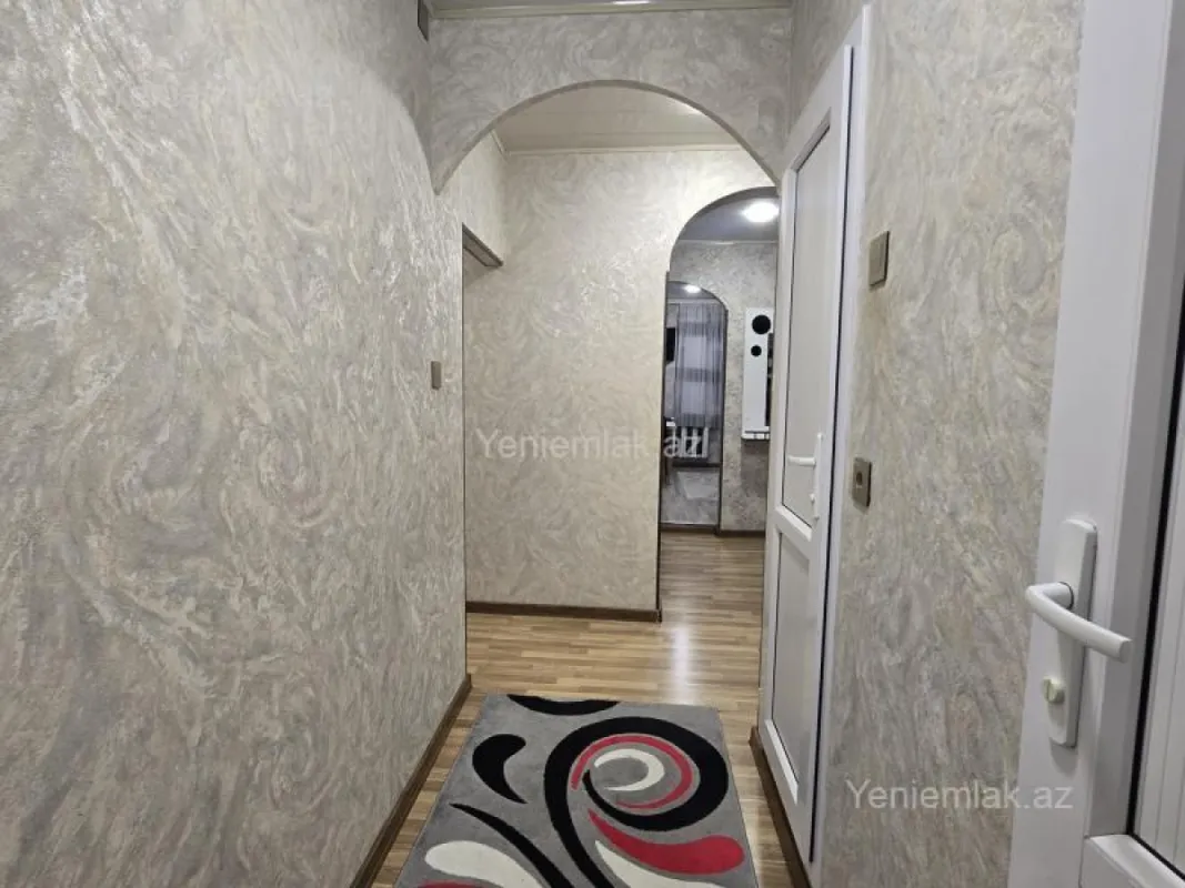 Satılır 4 otaqlı köhnə tikili 90 m²