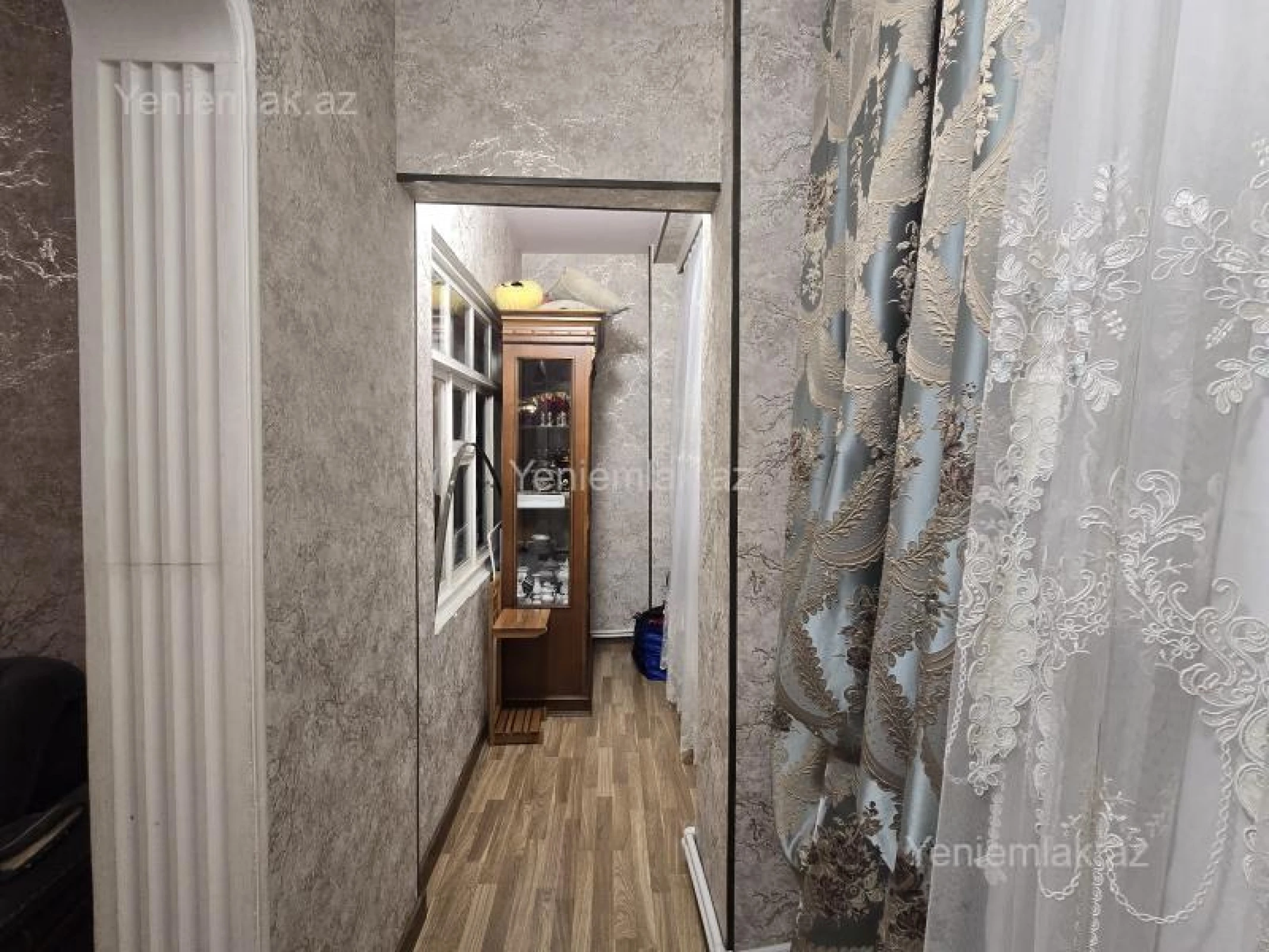 Satılır 4 otaqlı köhnə tikili 90 m²