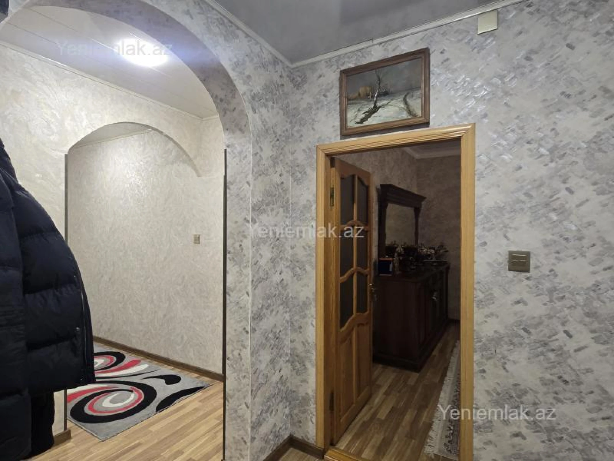 Satılır 4 otaqlı köhnə tikili 90 m²