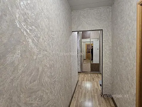 Satılır 4 otaqlı köhnə tikili 90 m²
