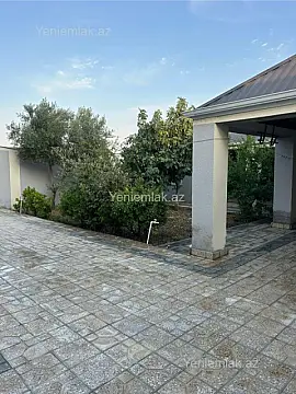 Satılır 6 otaqlı həyət evi 200 m²