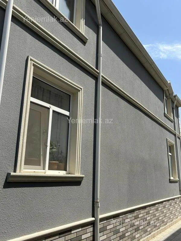 Satılır 6 otaqlı həyət evi 200 m²