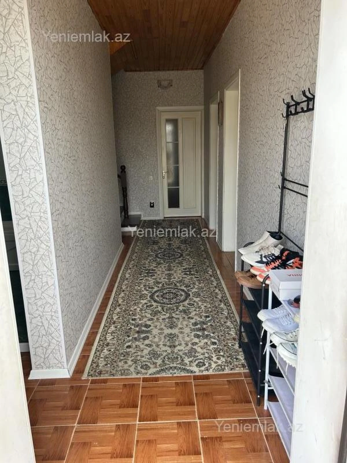 Satılır 6 otaqlı həyət evi 200 m²