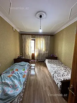 Satılır 5 otaqlı köhnə tikili 110 m²