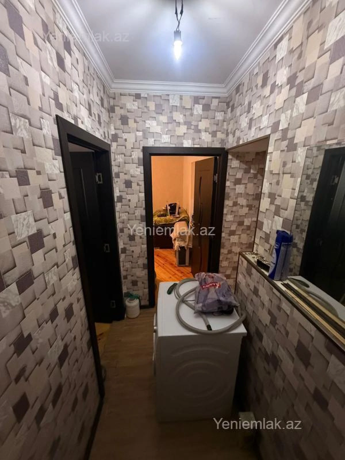 Satılır 3 otaqlı köhnə tikili 75 m²