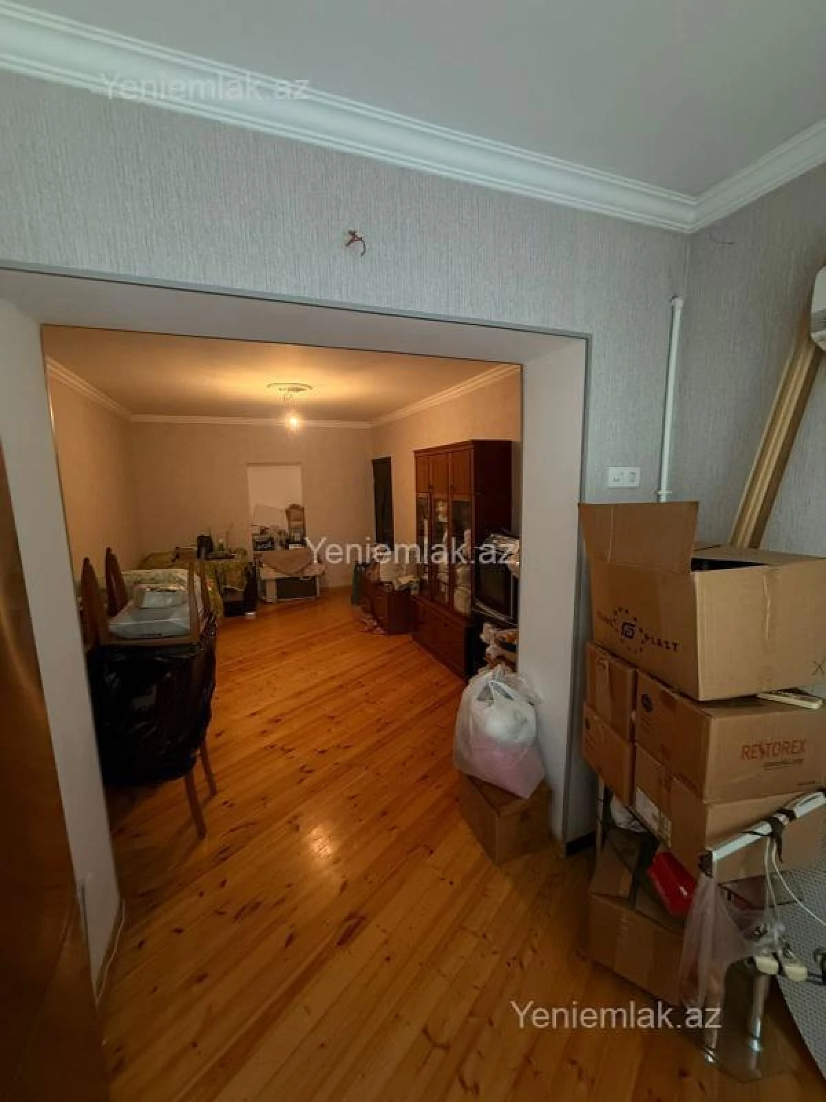 Satılır 3 otaqlı köhnə tikili 75 m²