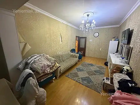 Satılır 3 otaqlı köhnə tikili 80 m²