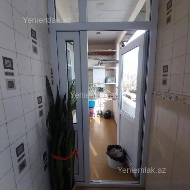 Satılır 3 otaqlı köhnə tikili 76 m²