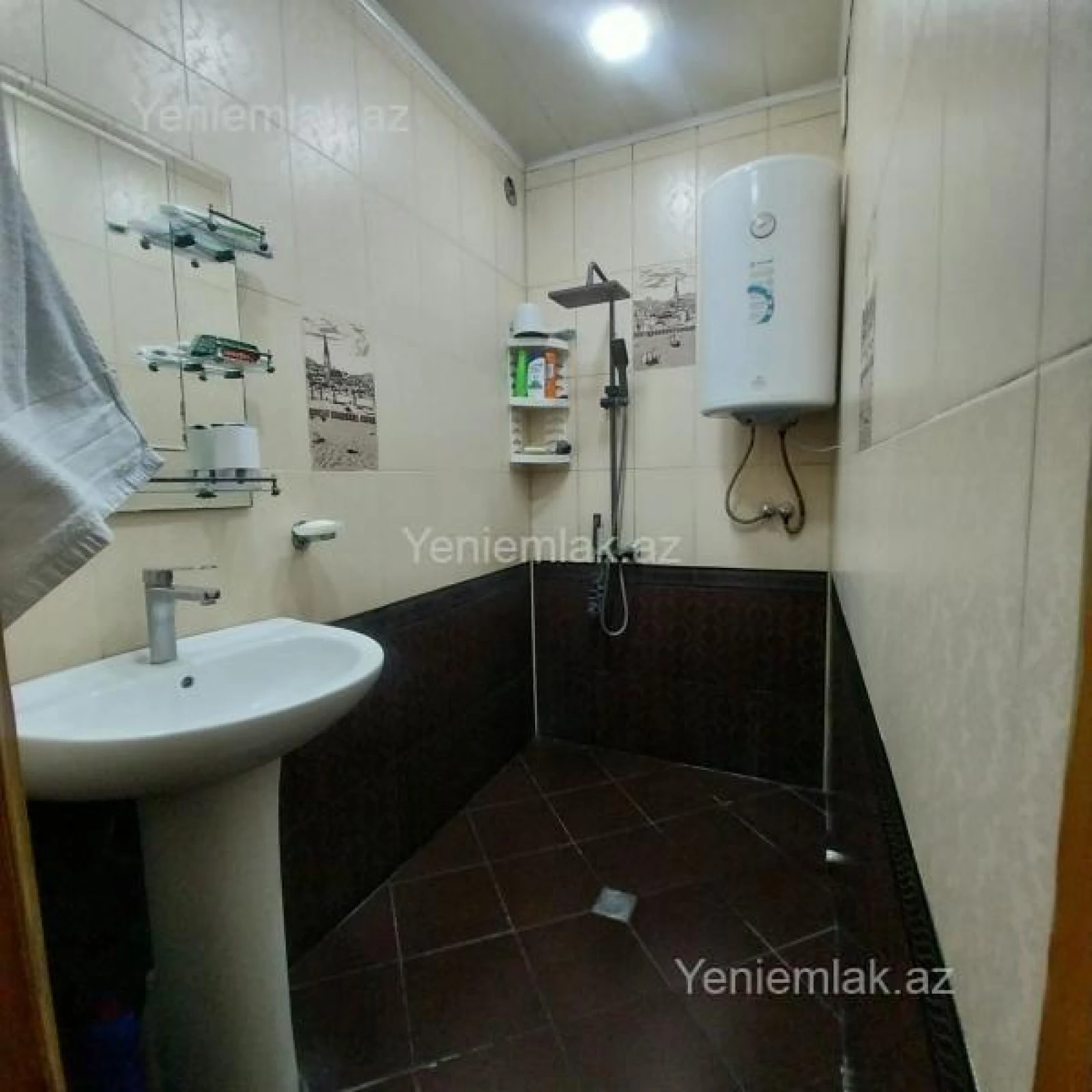 Satılır 3 otaqlı köhnə tikili 76 m²