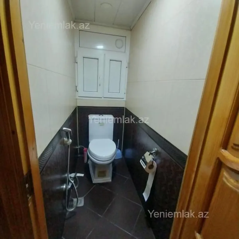 Satılır 3 otaqlı köhnə tikili 76 m²