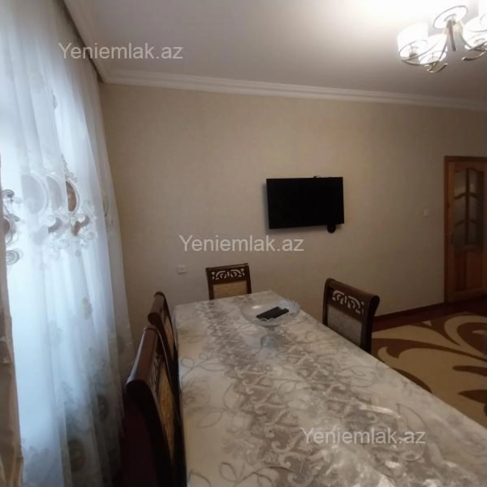 Satılır 3 otaqlı köhnə tikili 76 m²