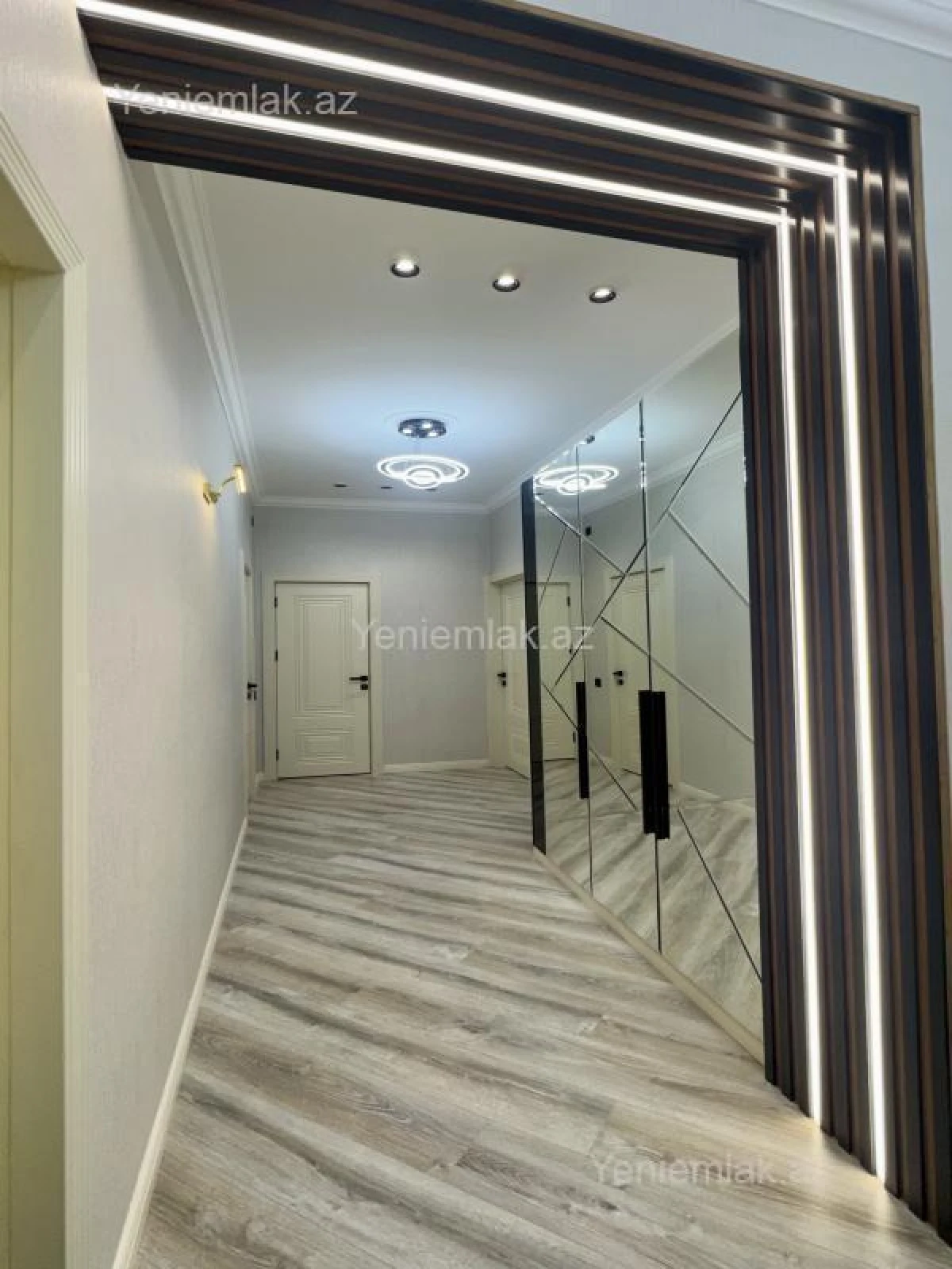 Satılır 3 otaqlı yeni tikili 106 m²