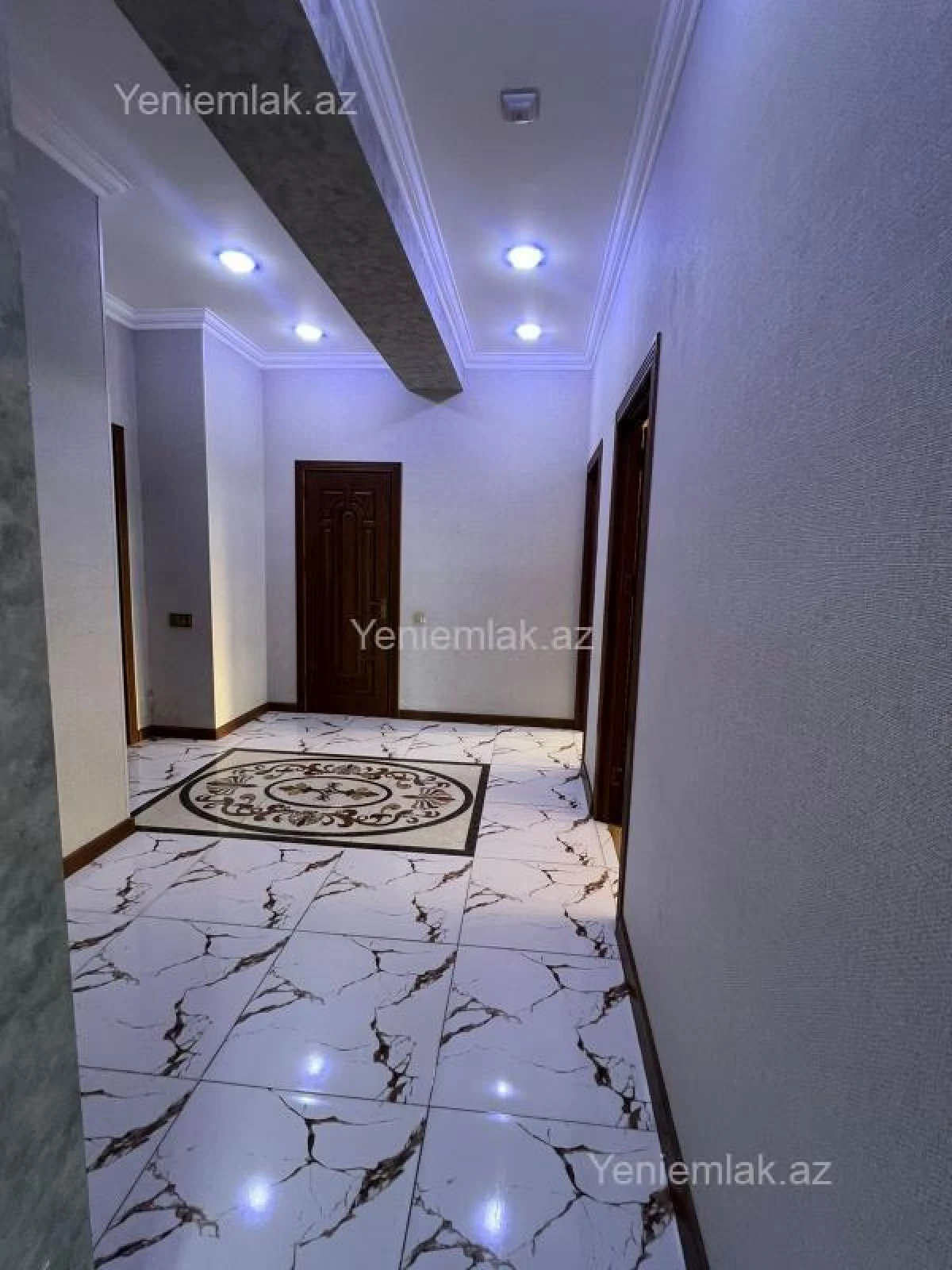 Satılır 3 otaqlı yeni tikili 105 m²
