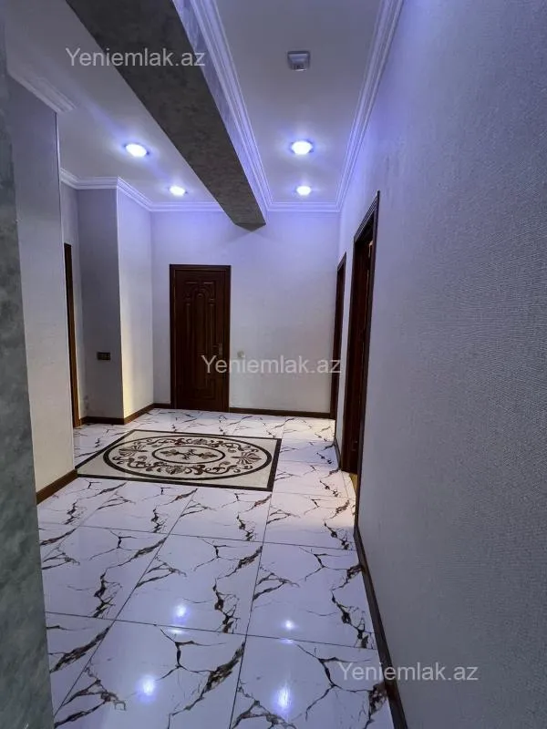 Satılır 3 otaqlı yeni tikili 105 m²