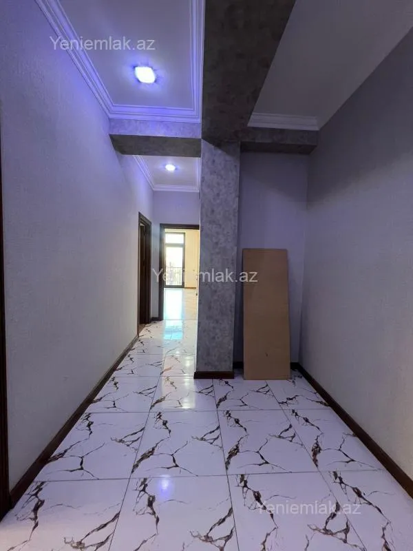 Satılır 3 otaqlı yeni tikili 105 m²